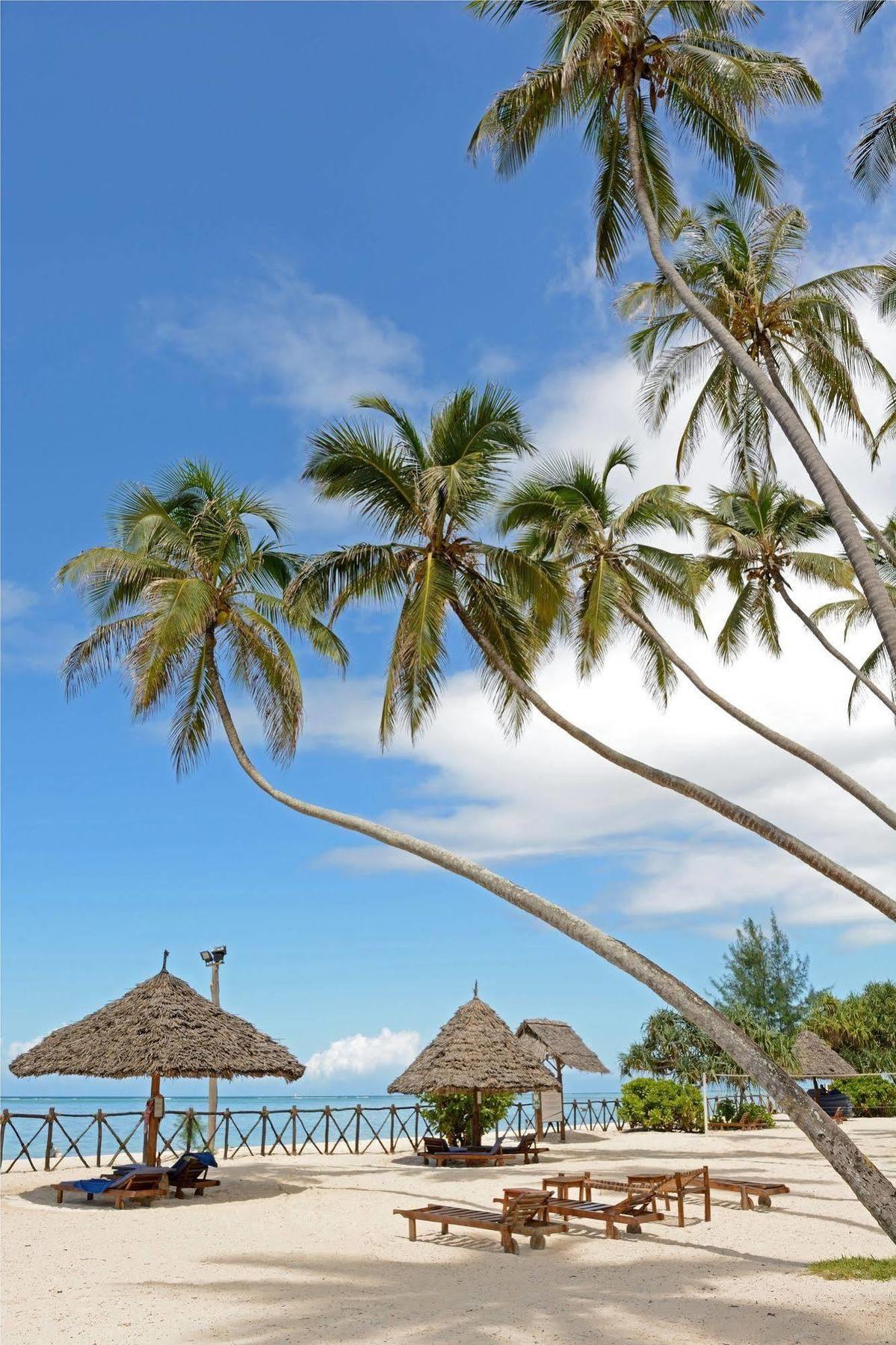 Ocean Paradise & 4* Pwani Mchangani